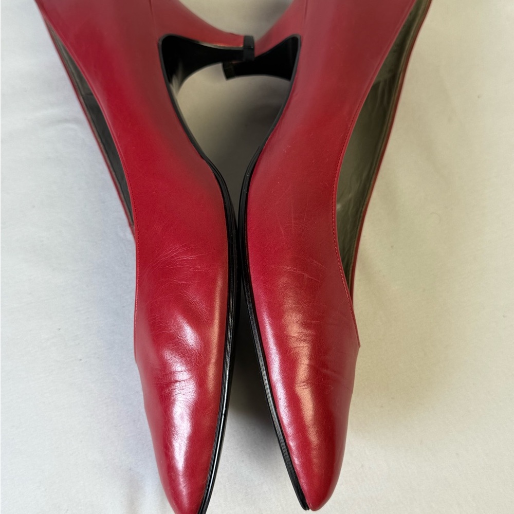 Yves Saint Laurent YSL  Red Heels Sleek kitten Heels  Auth size 37 - Picture 12 of 15